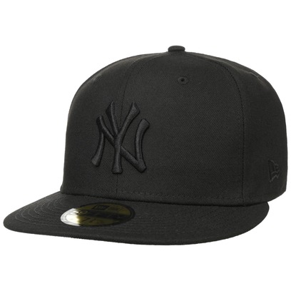 59Fifty Black on Black Yankees Cap by New Era