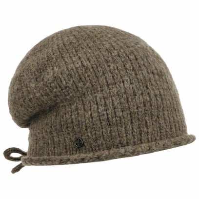 Soft Oversize Beanie by Loevenich